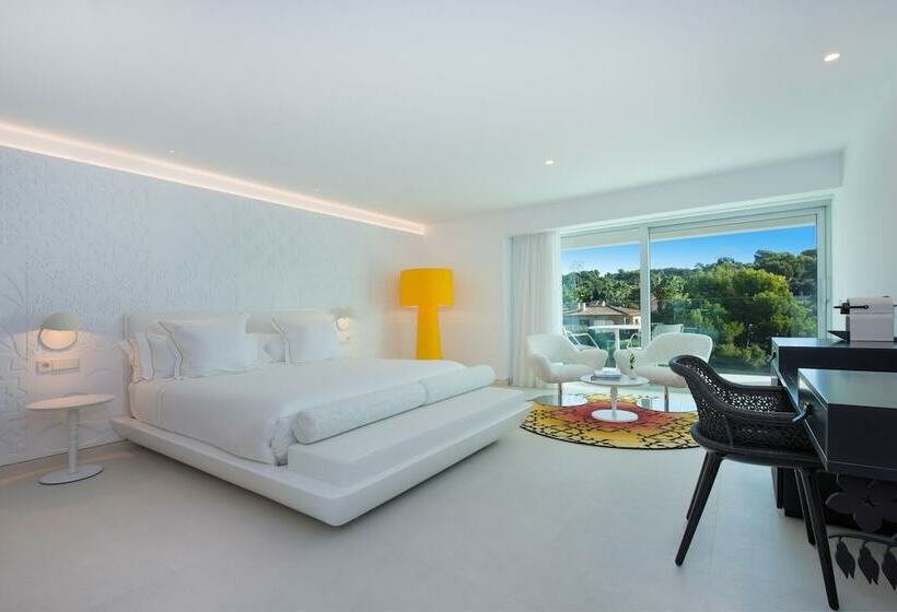 جناح جونيور ذو إطلالة جانبية على البحر, The Donna Portals