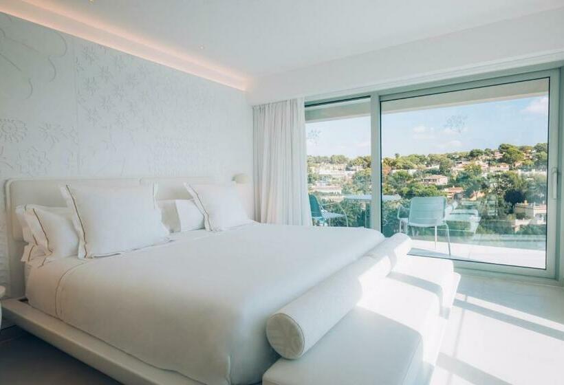 جناح جونيور مطلّ علي البحر, The Donna Portals