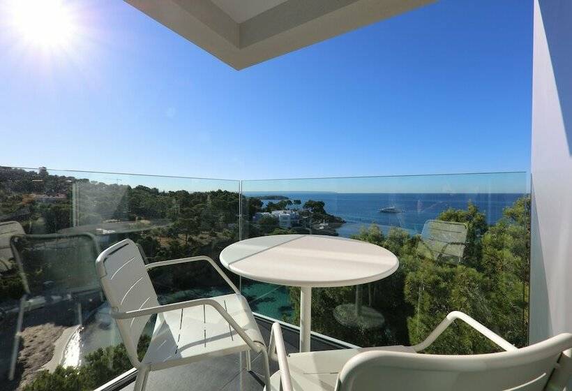 جناح, The Donna Portals