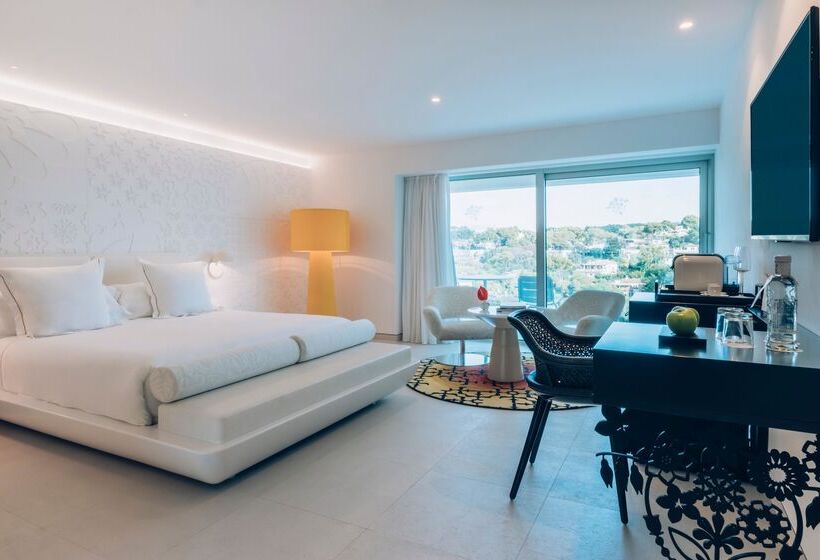 جناح جونيور ذو إطلالة جانبية على البحر, The Donna Portals