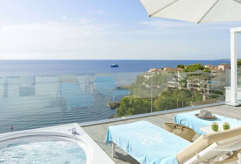 جناح دور أخير, The Donna Portals