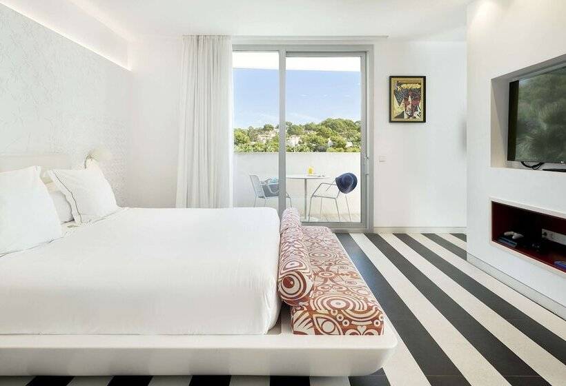 جناح, The Donna Portals