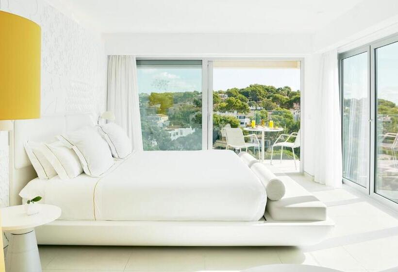 جناح جونيور مطلّ علي البحر, The Donna Portals