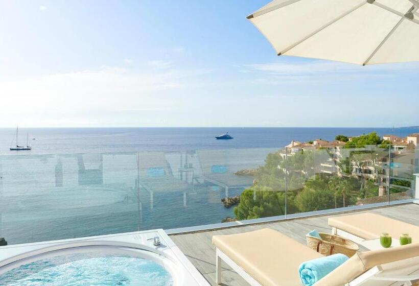 جناح دور أخير, The Donna Portals