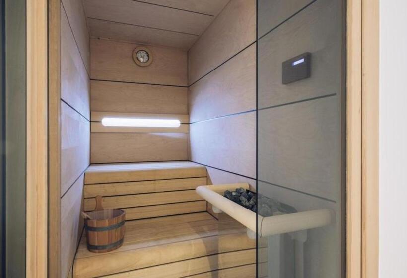 جناح, The Donna Portals