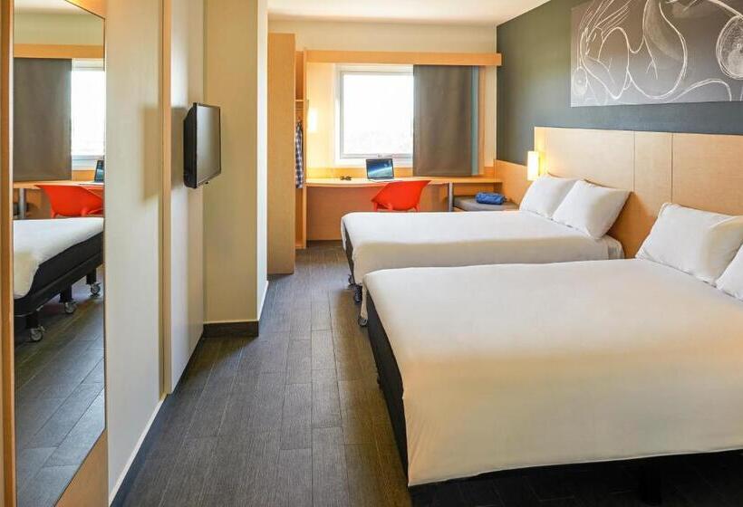 스탠다드 룸 더블 침대 2개, Ibis Culiacan