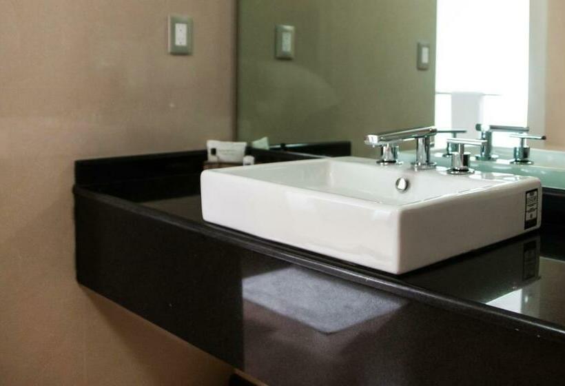 带大床的标准间, Mbm Red Sun