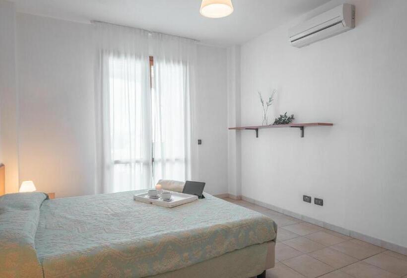 Apartamento 2 Dormitorios, Residence Le Fontane