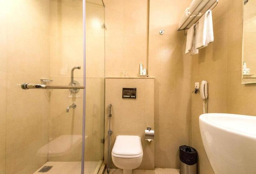 디럭스 룸, Rockdale