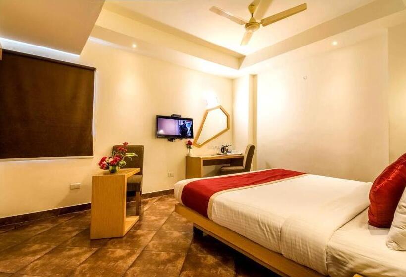 수피리어 룸, Rockdale