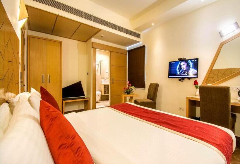 수피리어 룸, Rockdale