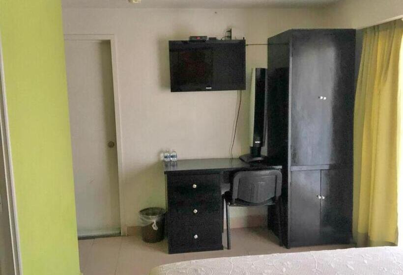 スタンダードルーム, Ruah