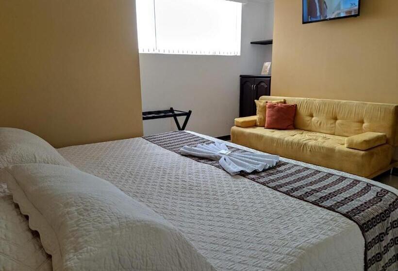 סוויטת ג'וניור, San Jeronimo