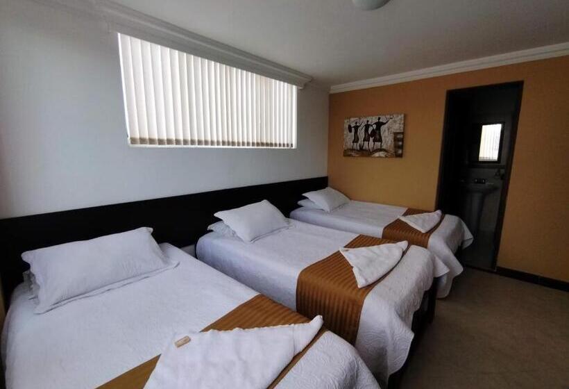 חדר סטנדרט לשלושה, San Jeronimo