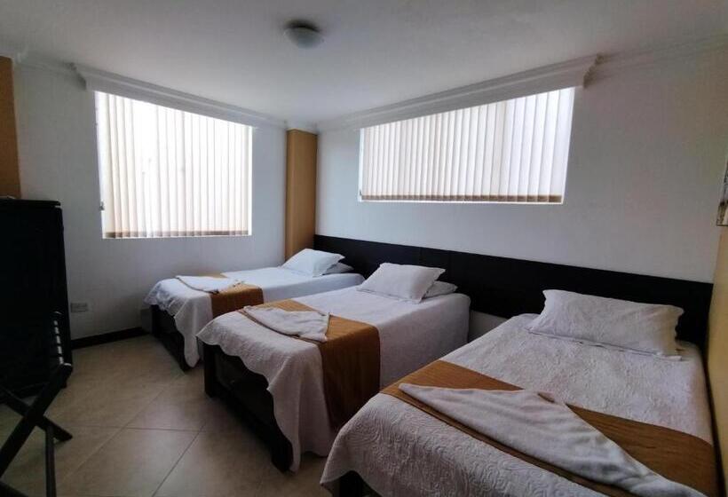 חדר סטנדרט לשלושה, San Jeronimo