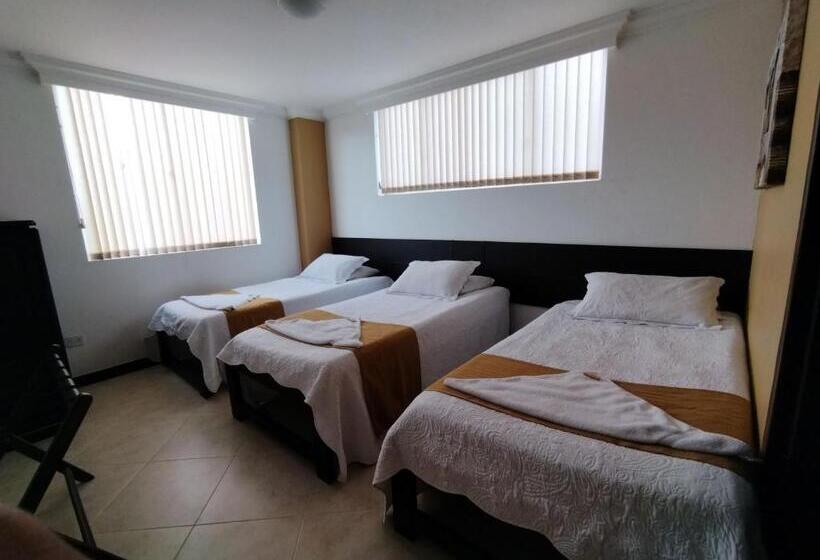 חדר סטנדרט לשלושה, San Jeronimo