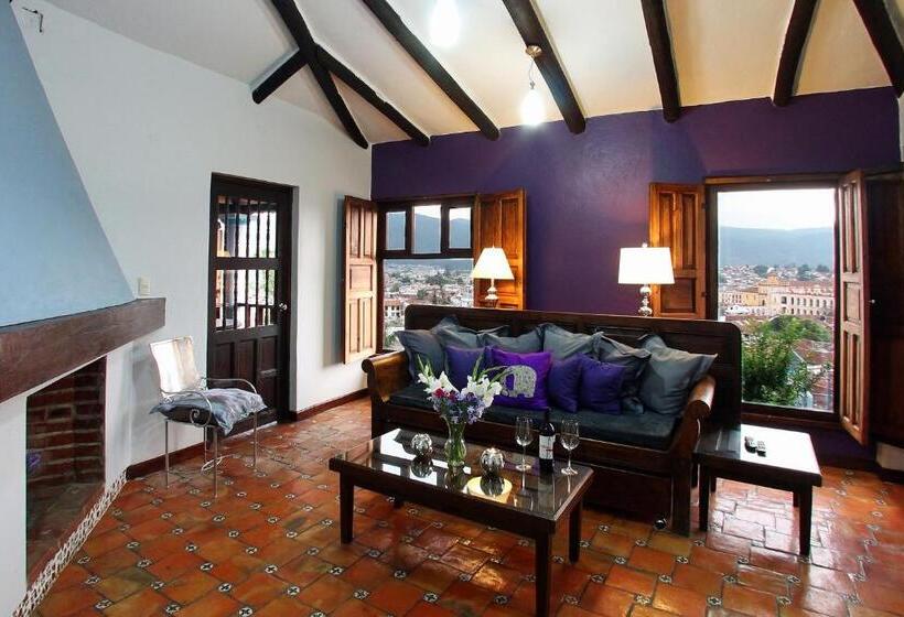 스위트, Santuario Las Escaleras