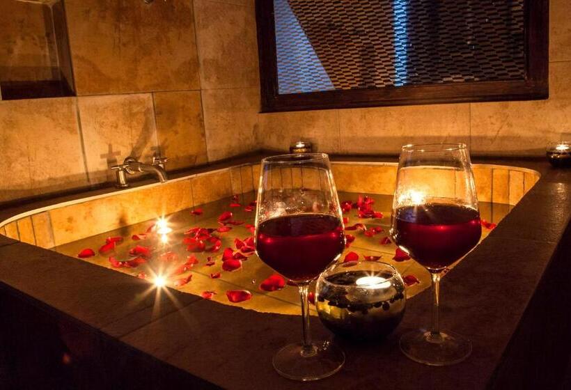 스위트, Santuario Las Escaleras