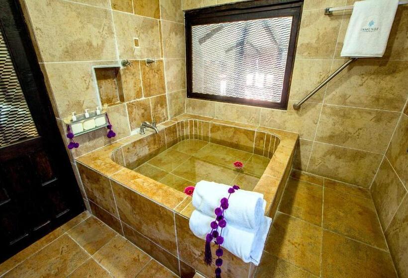 스위트, Santuario Las Escaleras