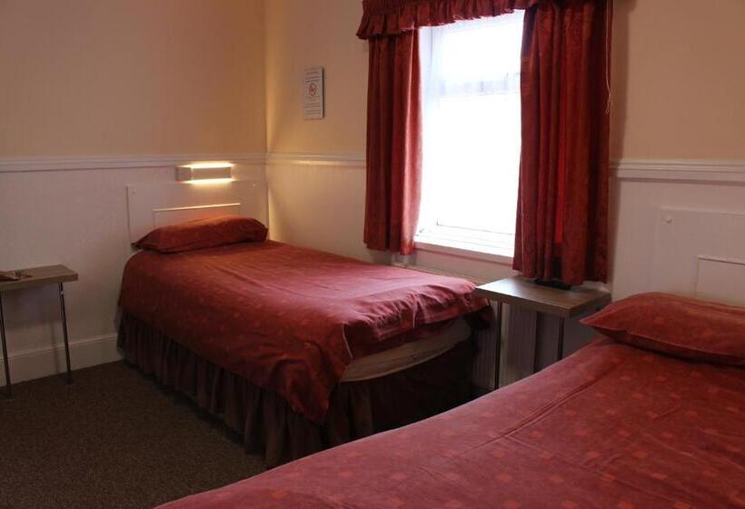 غرفة عائلية, The Rollason