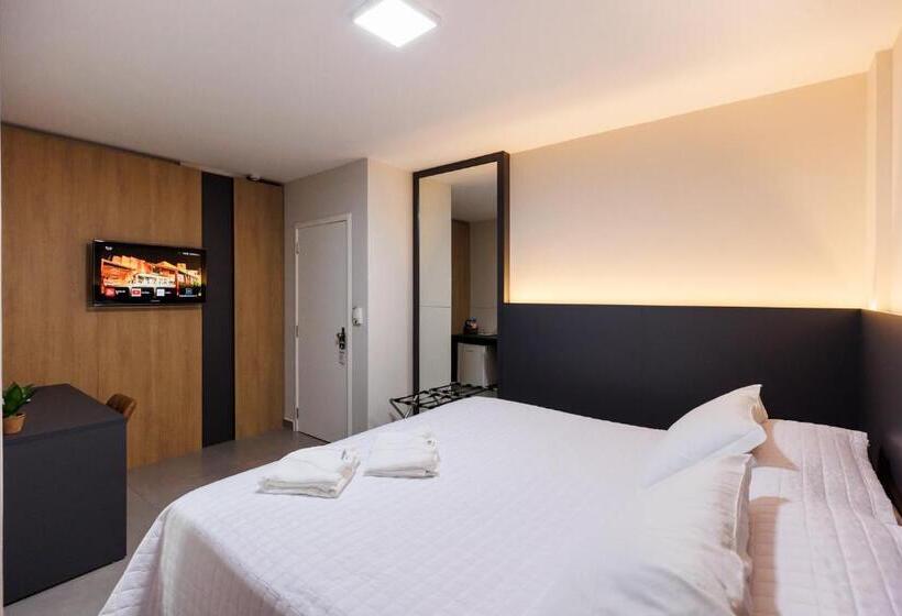 סוויטת סופריור, Tonello Business