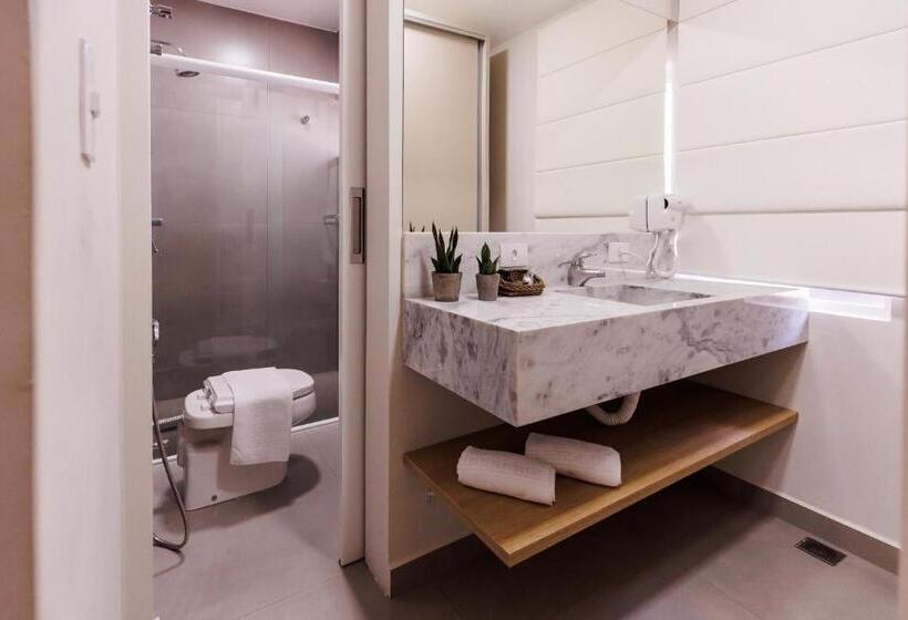 סוויטת סופריור, Tonello Business