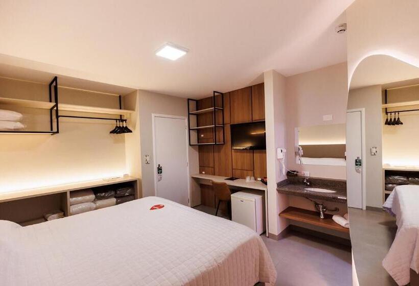 חדר סופריור, Tonello Business