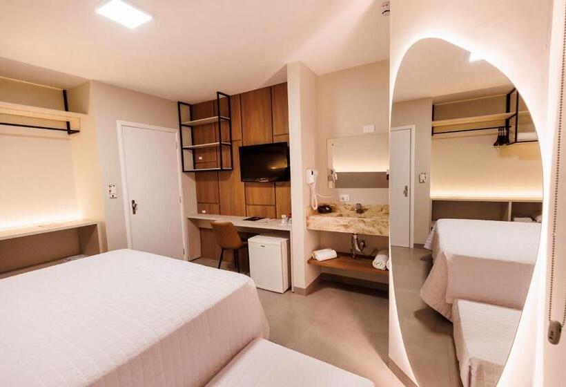 חדר סופריור, Tonello Business