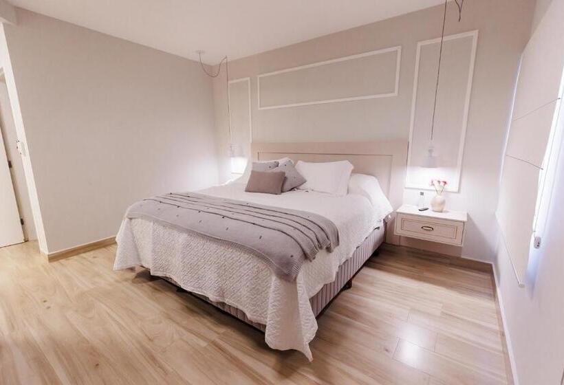 סוויטה נשיאותית, Tonello Business