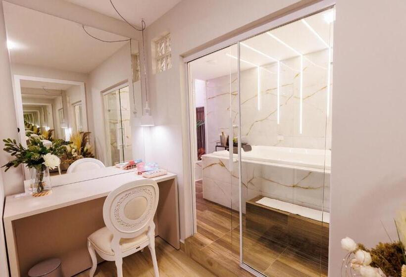 プレジデントスイートルーム, Tonello Business