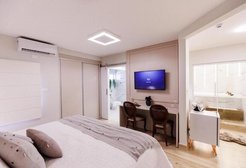 プレジデントスイートルーム, Tonello Business