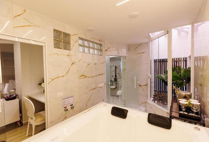 プレジデントスイートルーム, Tonello Business