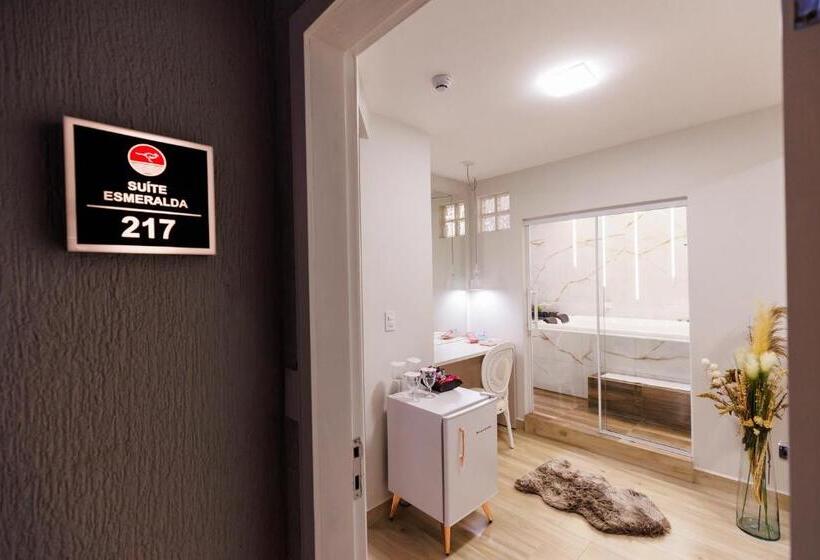 סוויטה נשיאותית, Tonello Business