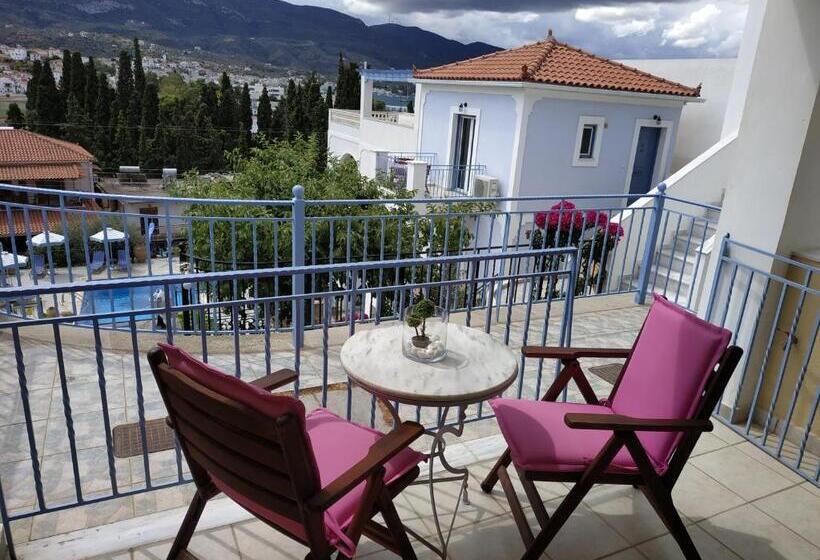 سوییت جونیور با چشمانداز دریا, Ktm Sunny Villas