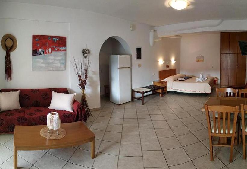 سوییت جونیور با چشمانداز دریا, Ktm Sunny Villas