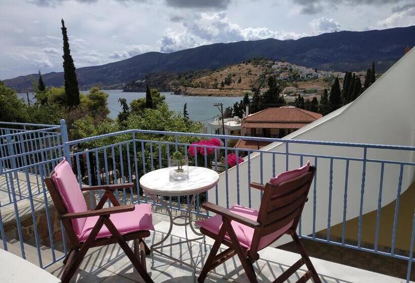 سوییت جونیور با چشمانداز دریا, Ktm Sunny Villas