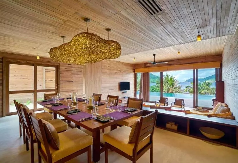 ویلای 4 خوابه, Six Senses Con Dao   Turtle Island Paradise