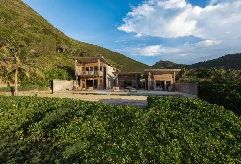 ویلای 4 خوابه, Six Senses Con Dao   Turtle Island Paradise