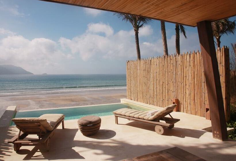 İki Katlı Oda, Six Senses Con Dao   Turtle Island Paradise