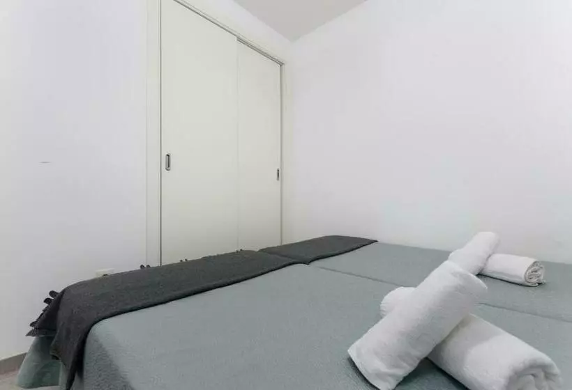 庭の見える１ベッドルームアパートメント, Alcudia Apartments