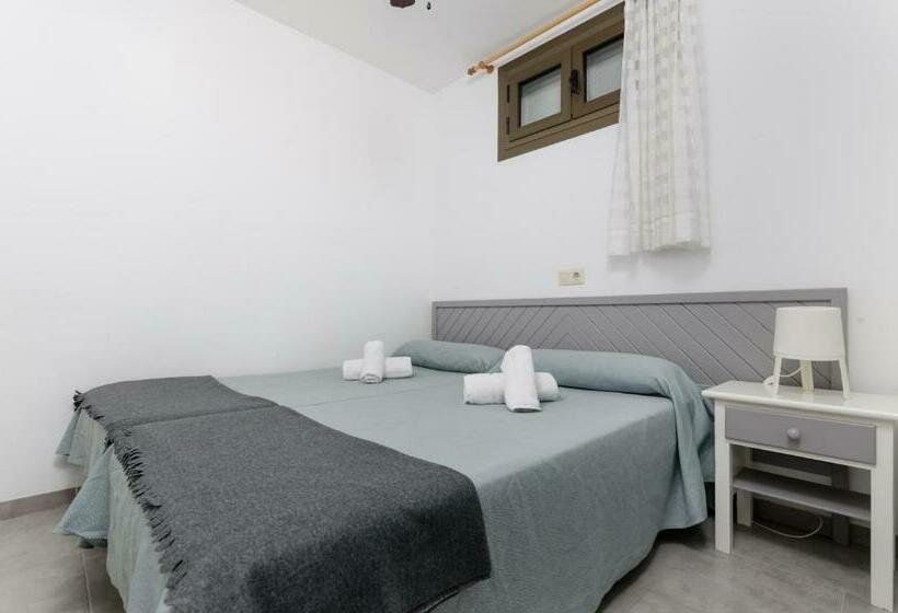 庭の見える１ベッドルームアパートメント, Alcudia Apartments