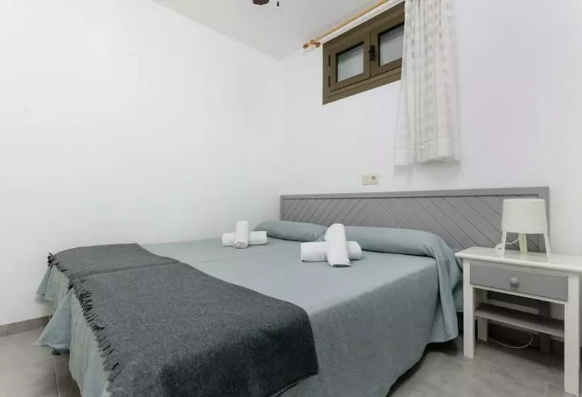 庭の見える１ベッドルームアパートメント, Alcudia Apartments