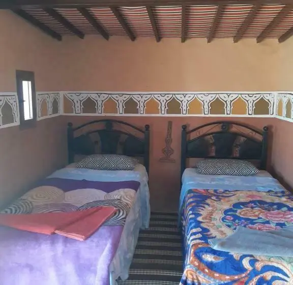 スタンダードトリプルルーム, Camp Mhamid Sahara Tours