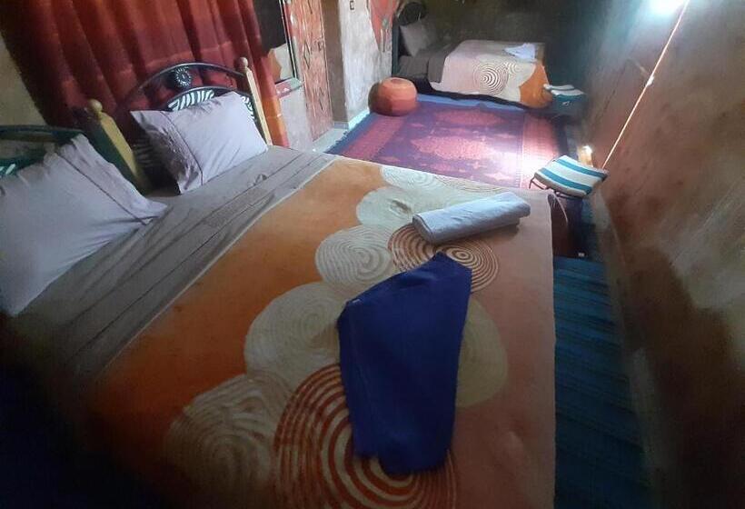 정원 전망 4인용 스탠다드 룸, Camp Mhamid Sahara Tours