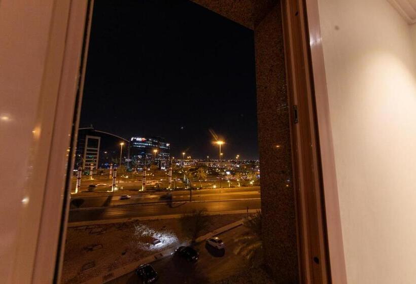 Апартаменты 2 Спальни, Burj Al Hayat Hotel Suites   Al Olaya