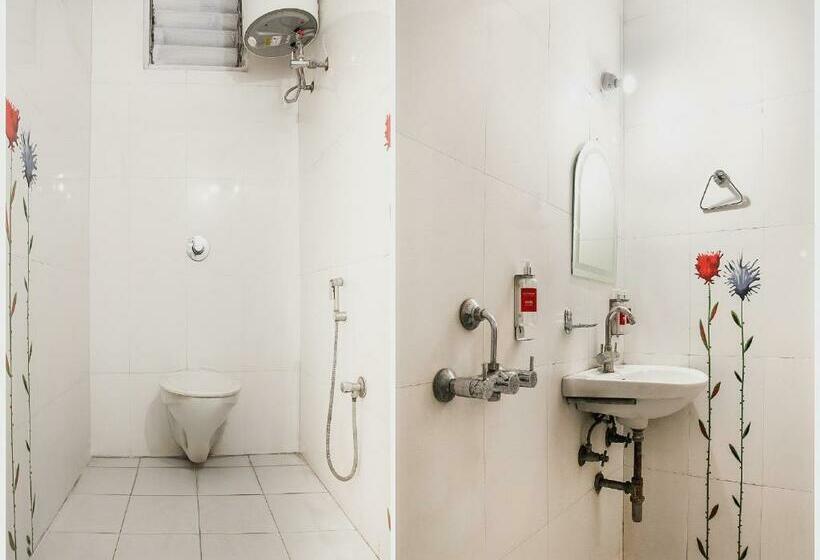 Camera Standard, O Embassy Exhibition Rd