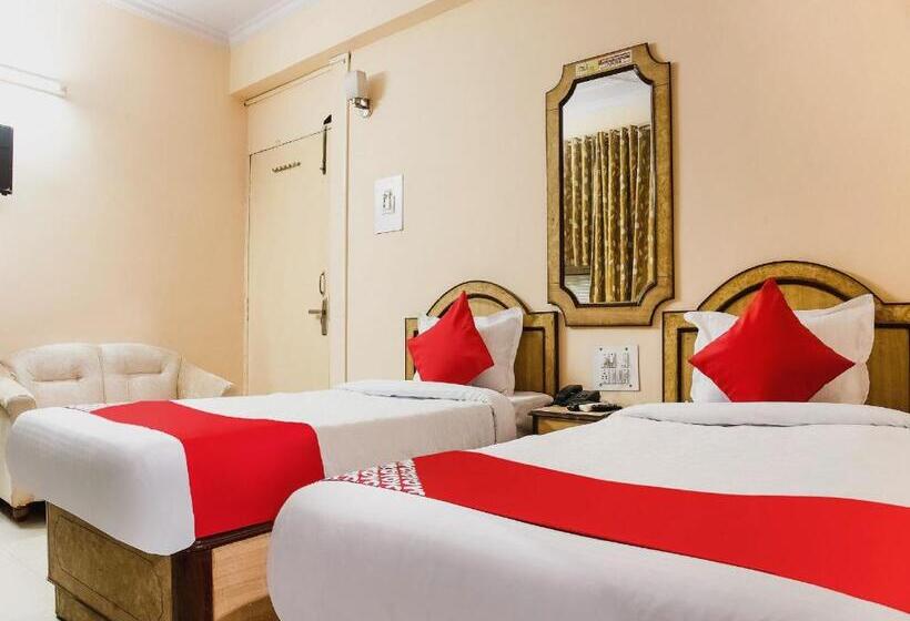 Camera Standard, O Embassy Exhibition Rd