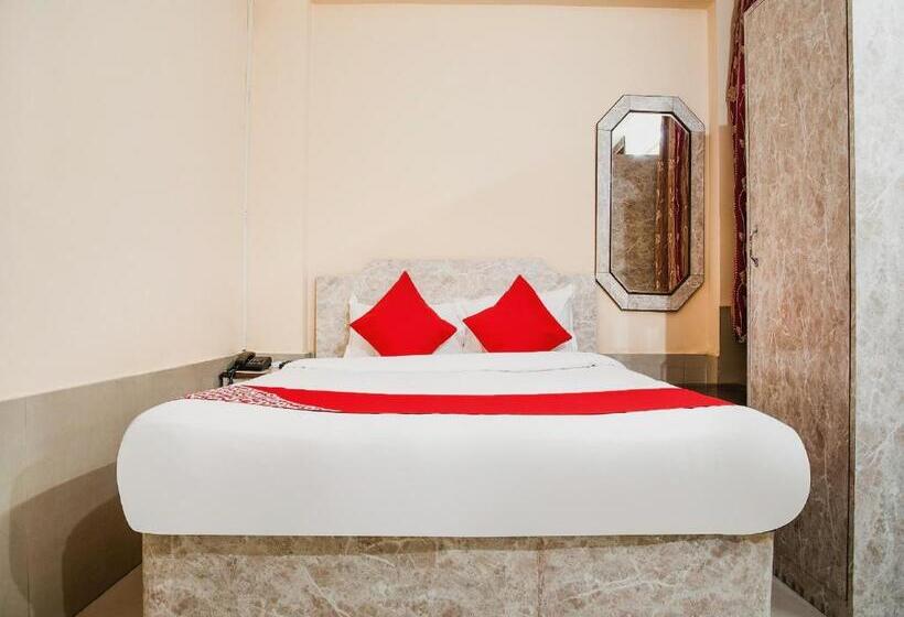 Camera Standard, O Embassy Exhibition Rd