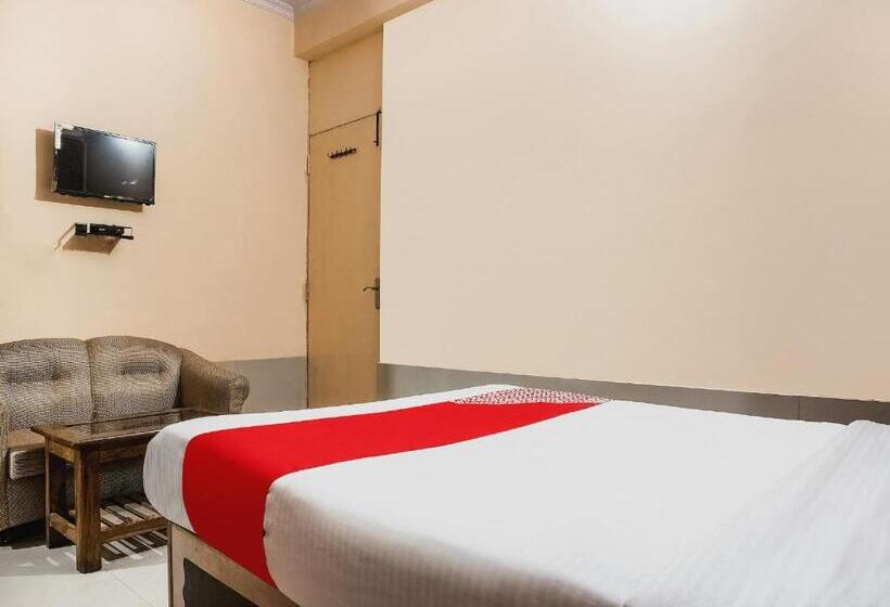 Camera Standard, O Embassy Exhibition Rd