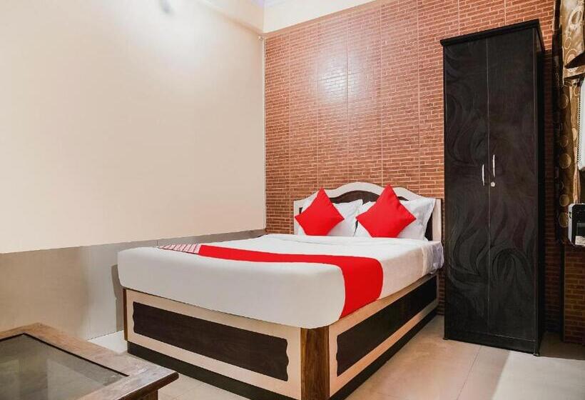 Camera Standard, O Embassy Exhibition Rd